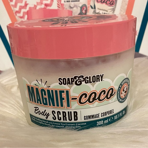 Brand New Soap & Glory FEEL MAGNIFICOCO Gift Set (Body Scrub, Lotion, & Wash) - Picture 5 of 9
